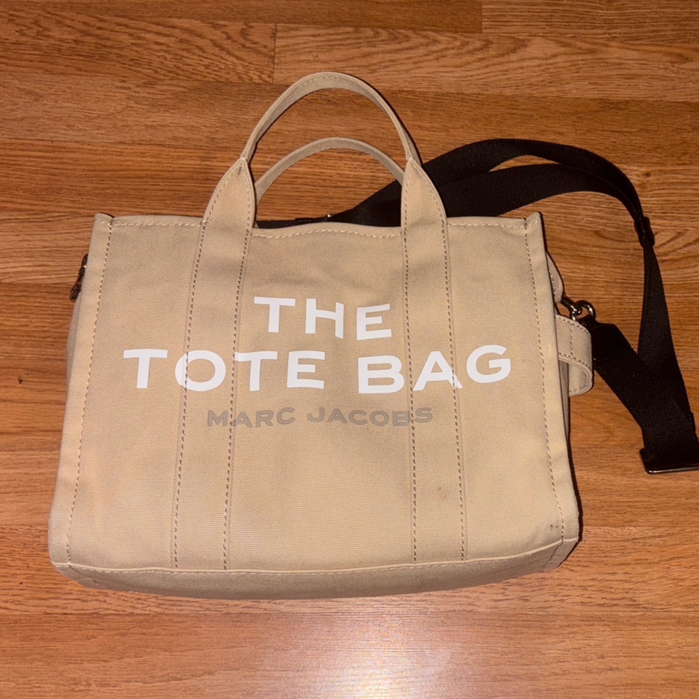 Marc Jacobs Beige Messenger Bag